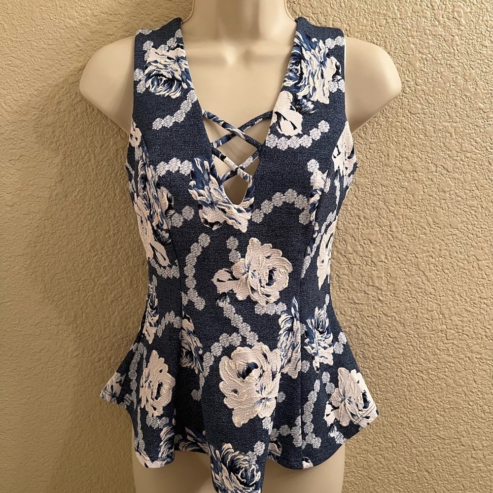 Blue Floral Peplum Top Sz.S